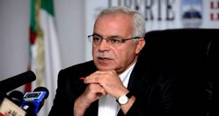 القصة الحقيقية لتفتيش وزير الاتصال