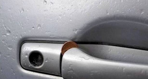 اذا رأيتم عملة نقدية على مسكة باب السيارة احذروا ماذا ينتظركم … اقرأ التفاصيل