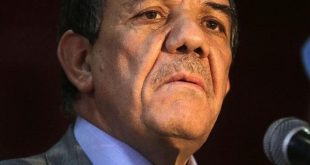 تواتي في إضراب عــن الطعام